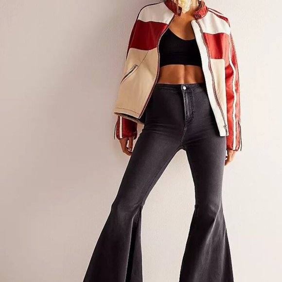 We The Free Just Float on Flare Jeans- Size 27-Gray - Picture 2 of 3